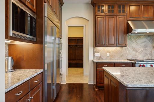 5705 Zanzibar Court N, Plymouth, MN 55446