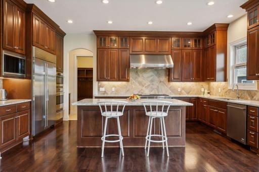 5705 Zanzibar Court N, Plymouth, MN 55446