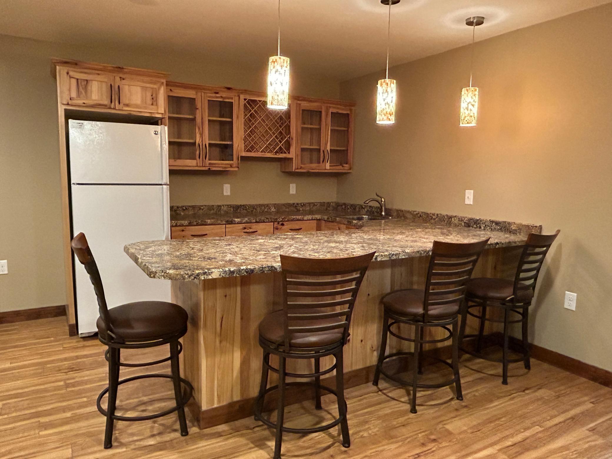 Family Room Wet Bar.JPG