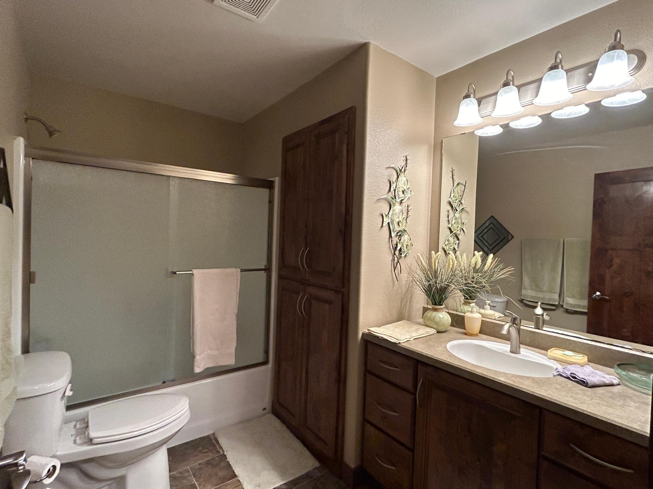 Lower Level Full Bath.JPG