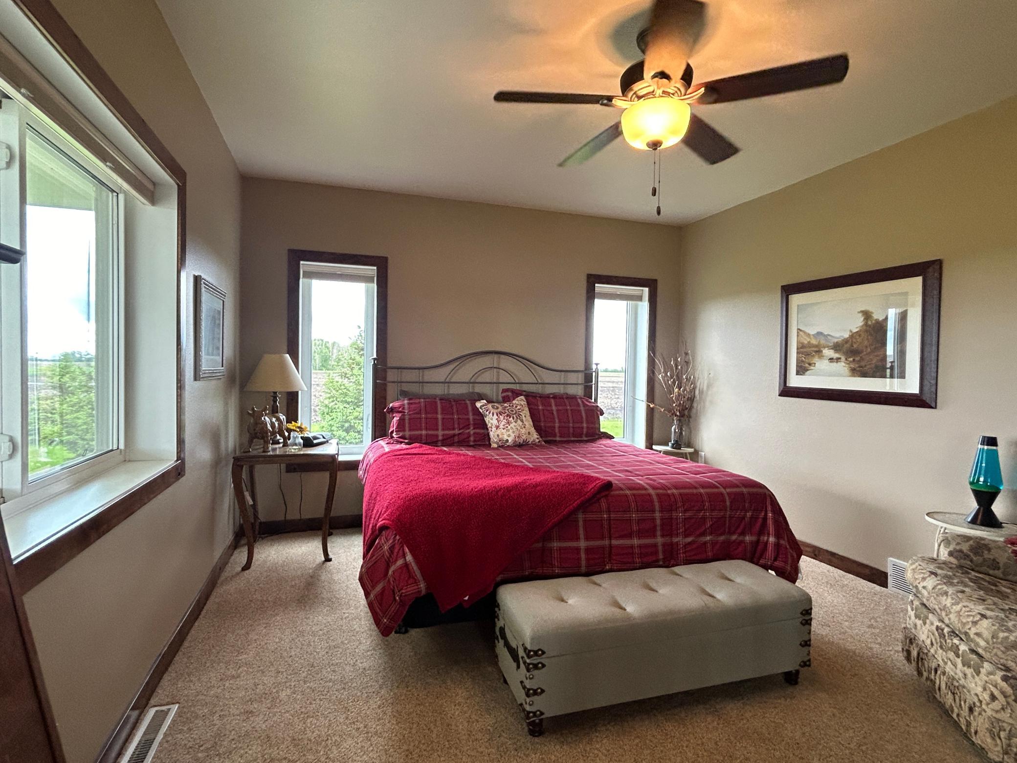 Bedroom 2.JPG