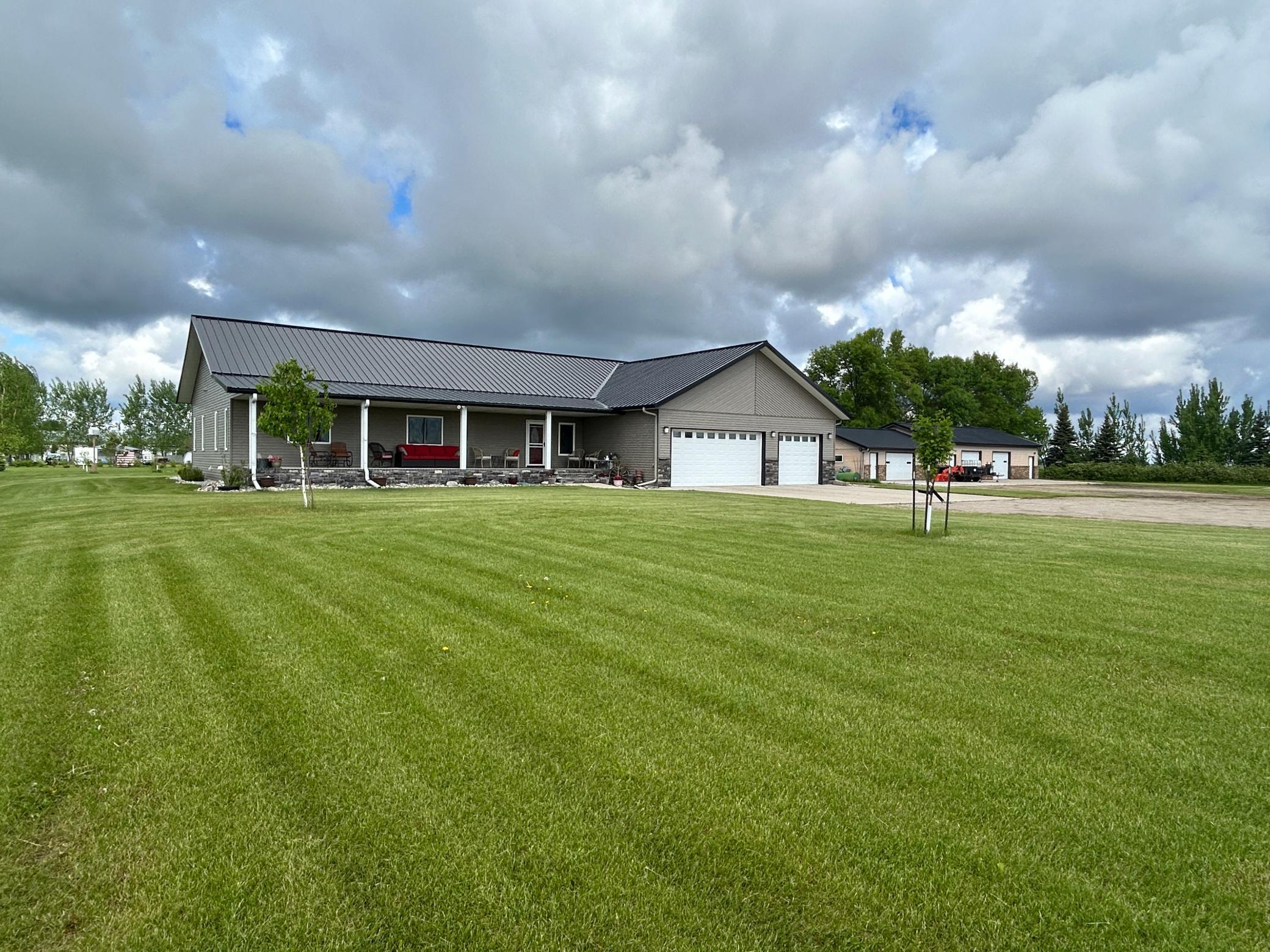 Huge Front Yard.JPG
