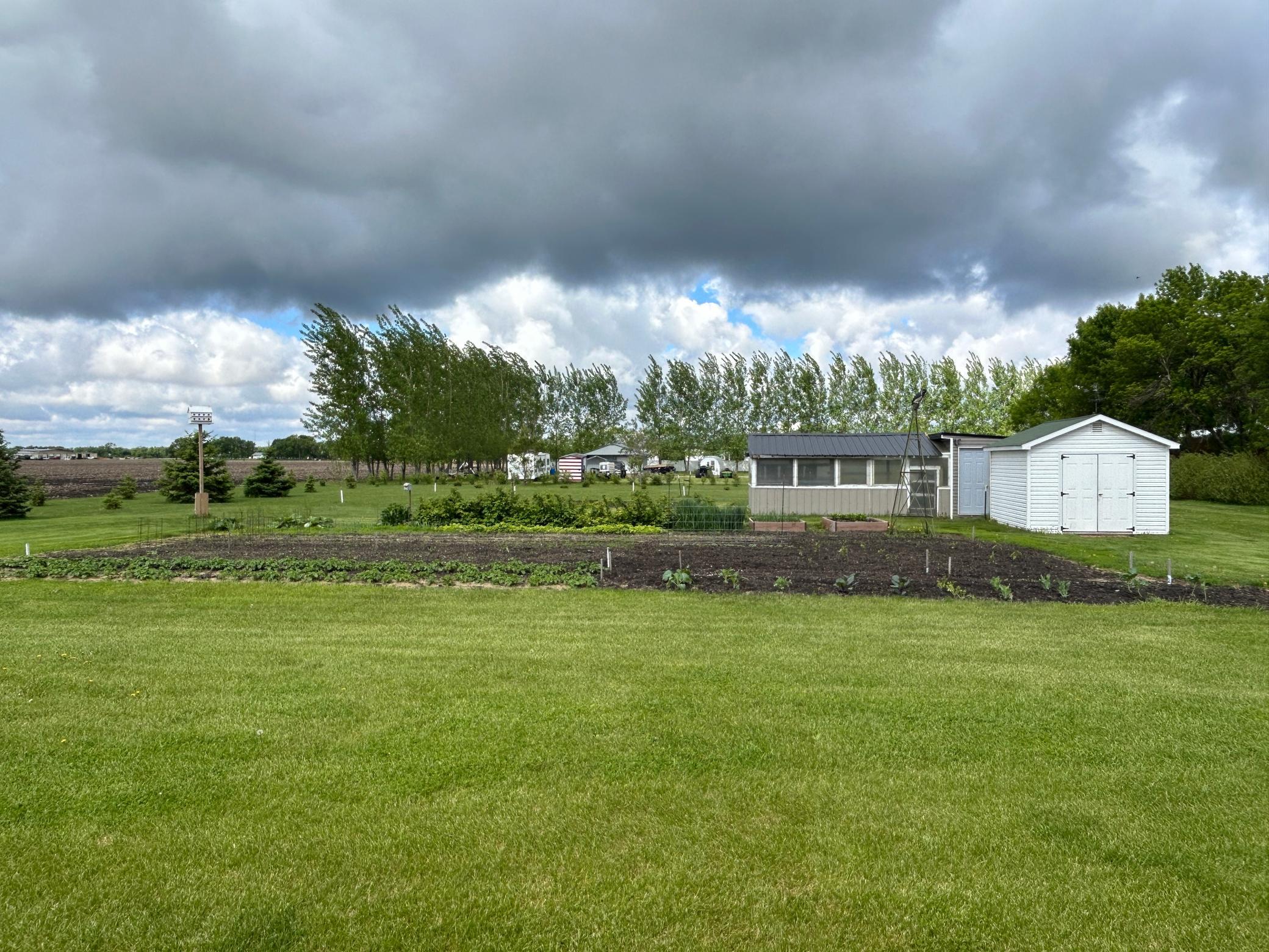 Garden Shed And Chicken Coop.JPG