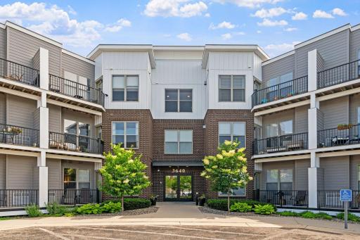 Rarely Available Village In The Park Lofts