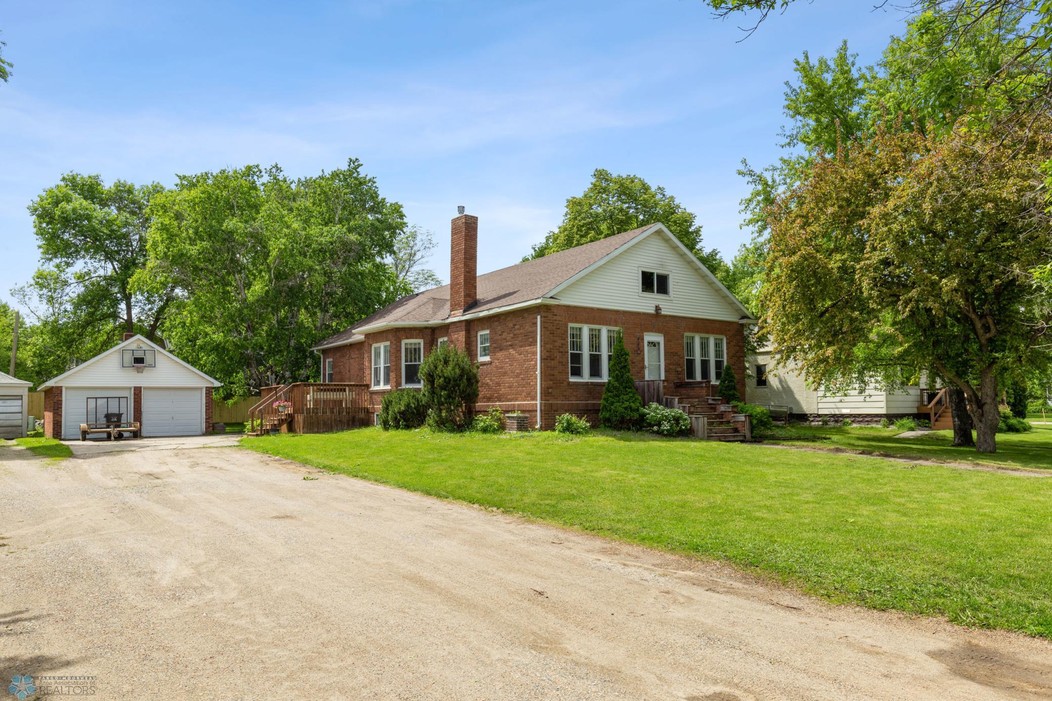 (1) Front of Home.jpg