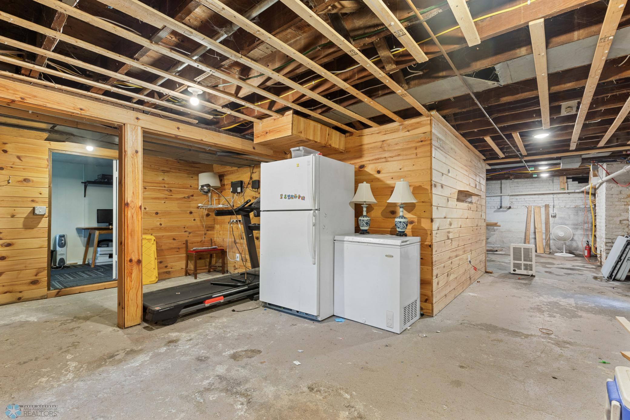 (35) Basement.jpg