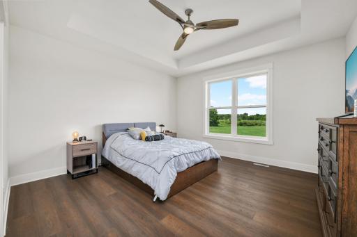 7688 Longview Lane, Prior Lake, MN 55372