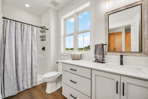 7688 Longview Lane, Prior Lake, MN 55372