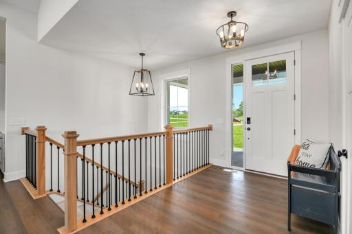 7688 Longview Lane, Prior Lake, MN 55372