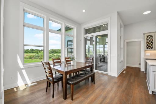 7688 Longview Lane, Prior Lake, MN 55372