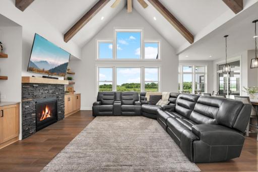 7688 Longview Lane, Prior Lake, MN 55372