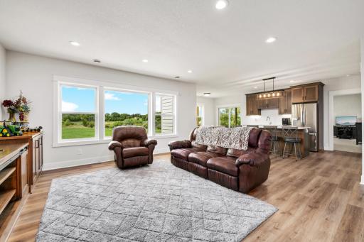 7688 Longview Lane, Prior Lake, MN 55372