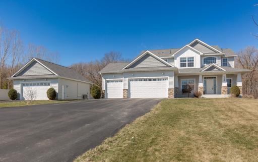 6140 Lakewood Trail, New Prague, MN 56071