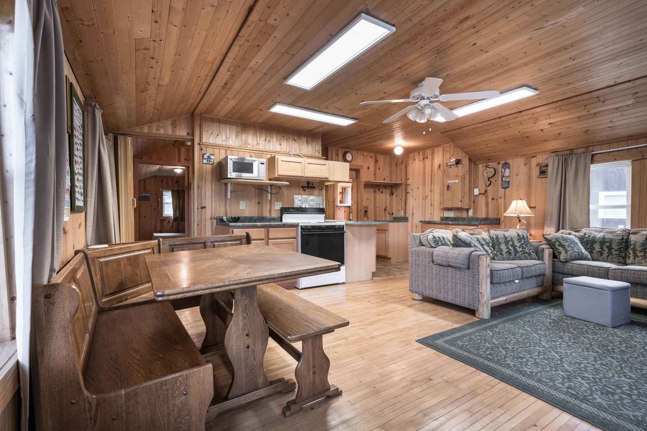 Dining area to Kitchen