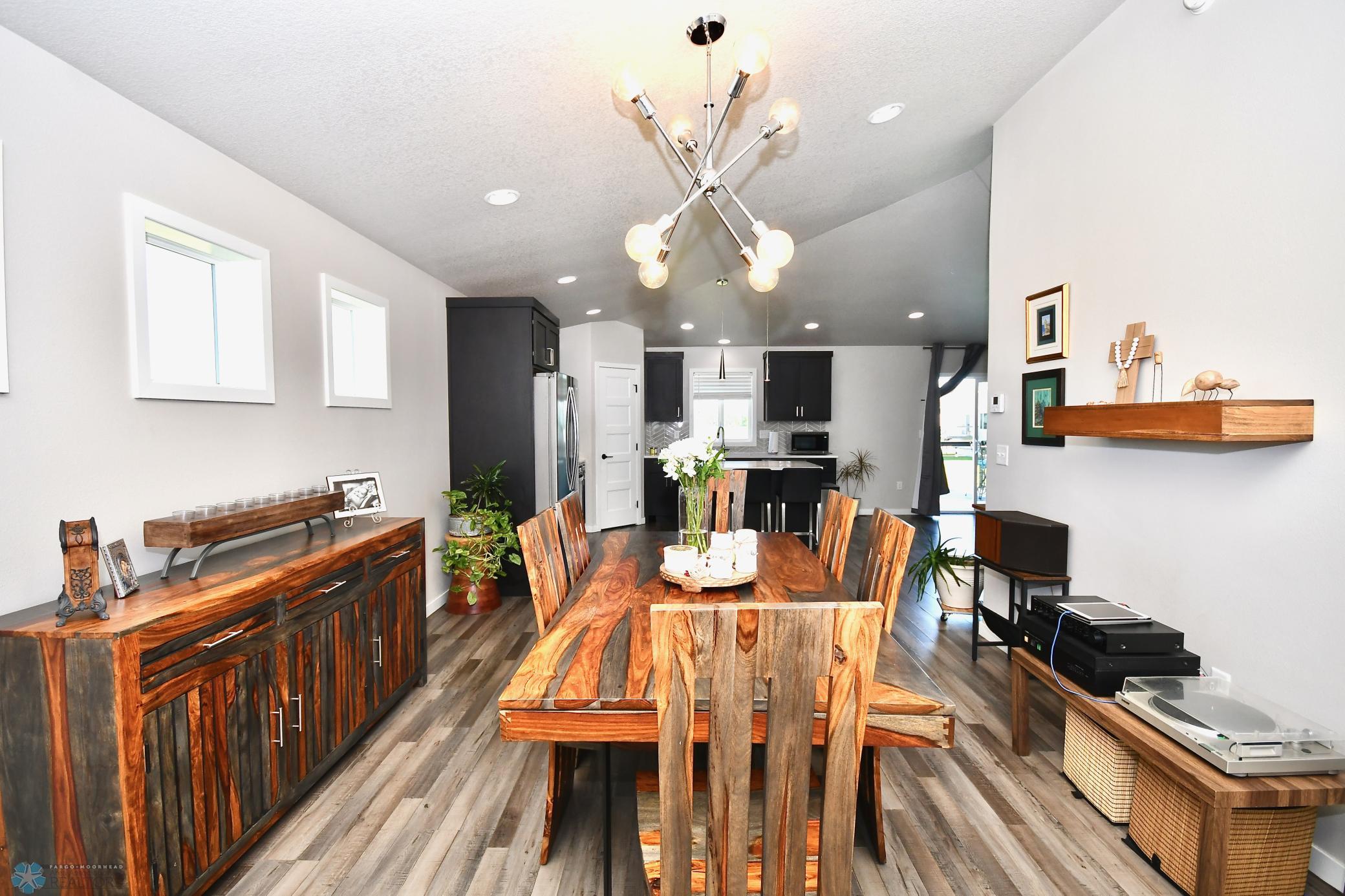 16.dining room