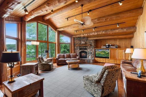 1506 Floan Point Road, Brainerd, MN 56401