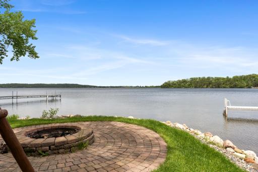 1506 Floan Point Road, Brainerd, MN 56401