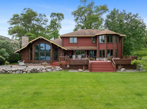 1506 Floan Point Road, Brainerd, MN 56401