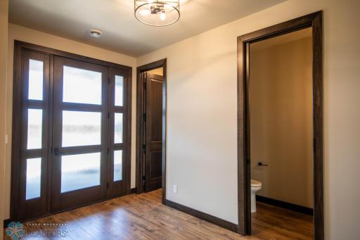 5113 Mira Way W, West Fargo, ND 58078