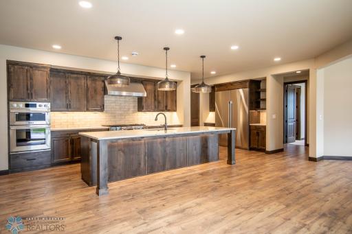 5113 Mira Way W, West Fargo, ND 58078
