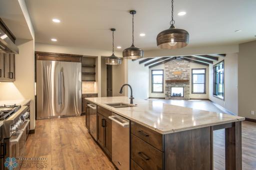 5113 Mira Way W, West Fargo, ND 58078