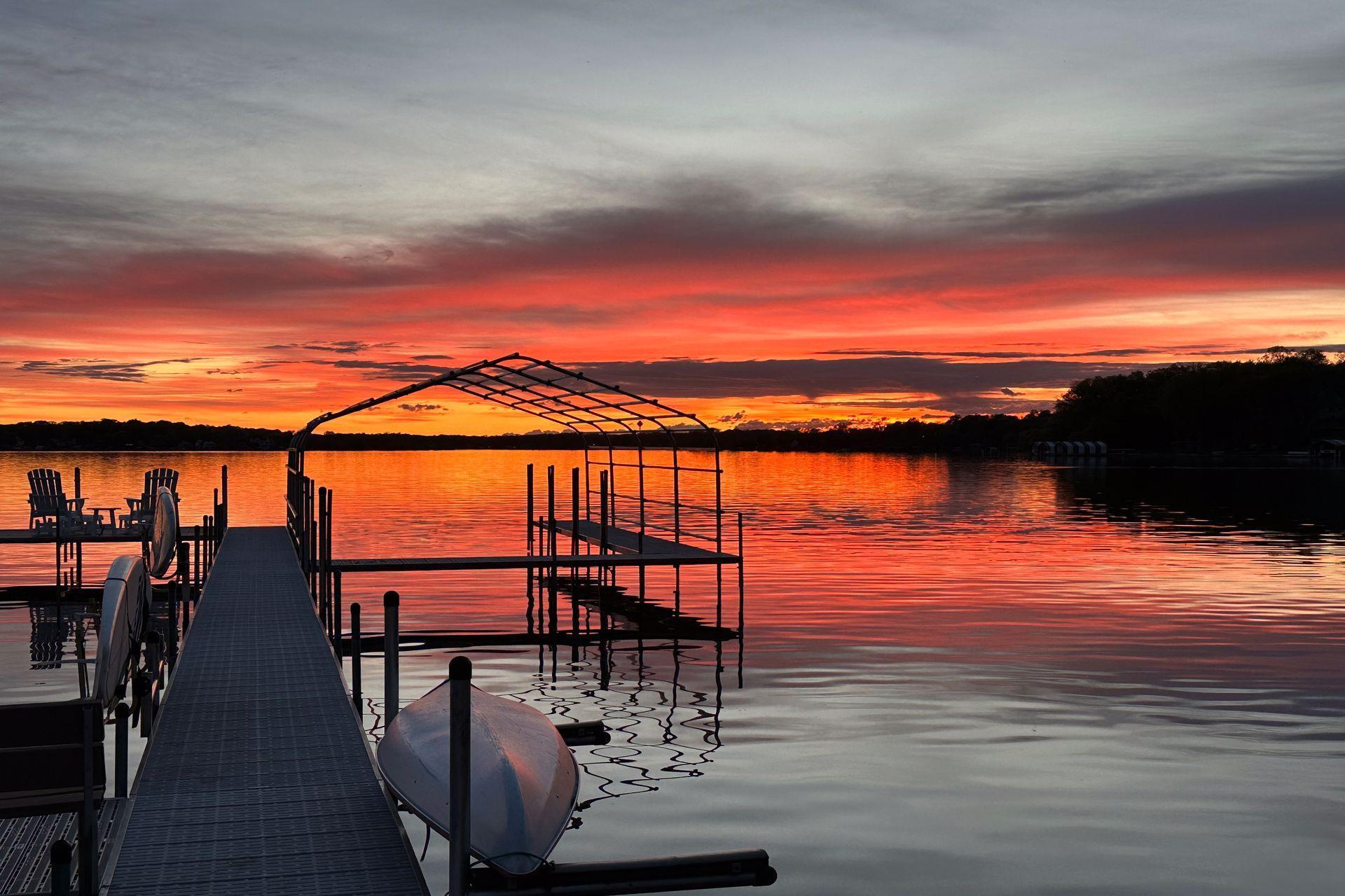 West facing lakeshore means stunning sunsets