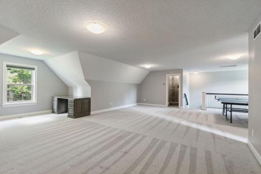 2735 172nd Avenue NW, Andover, MN 55304