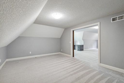 2735 172nd Avenue NW, Andover, MN 55304