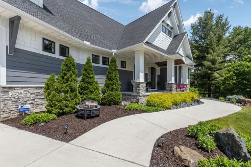 2735 172nd Avenue NW, Andover, MN 55304