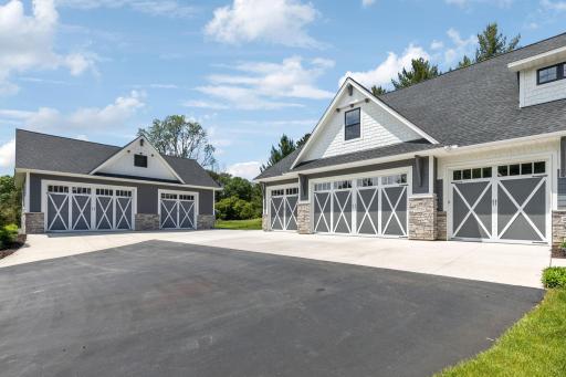 2735 172nd Avenue NW, Andover, MN 55304