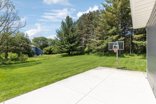 2735 172nd Avenue NW, Andover, MN 55304