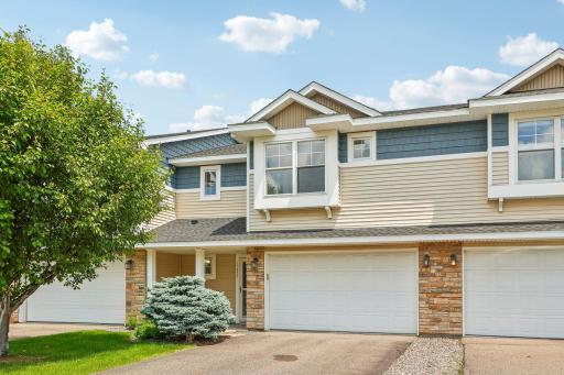15857 60th Avenue N, Plymouth, MN 55446