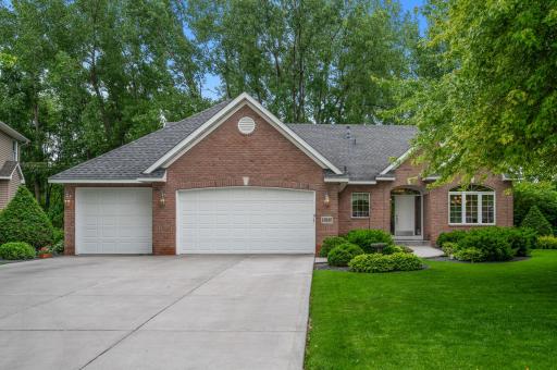 10830 Alberton Court, Inver Grove Heights, MN 55077