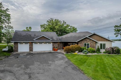 1481 Long Lake Drive, Detroit Lakes, MN 56501