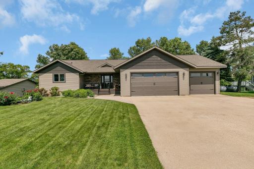 Welcome to 27847 Jerboa Lane, Cold Spring