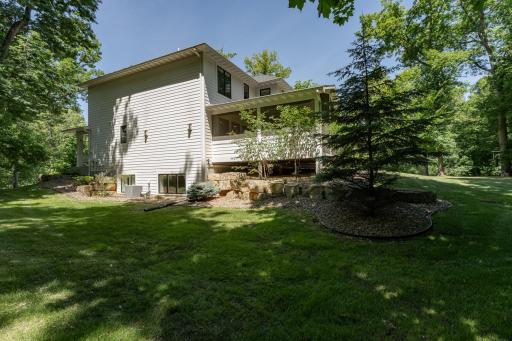 2482 Glenwood Lane SW, Rochester, MN 55902