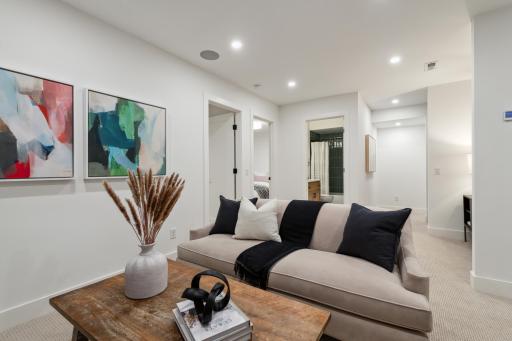 Shown: Model unit. Actual unit can still be customized.