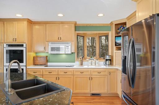 1056 Loma Linda Avenue, Mound, MN 55364