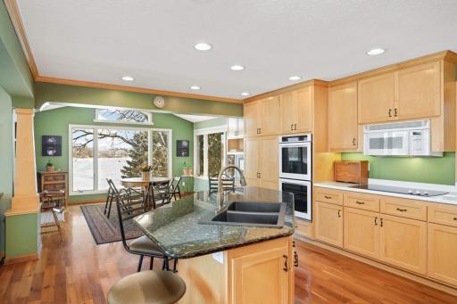 1056 Loma Linda Avenue, Mound, MN 55364
