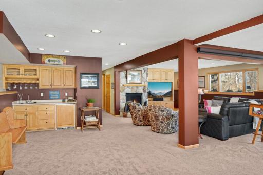 1056 Loma Linda Avenue, Mound, MN 55364