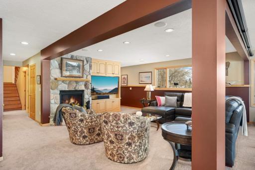 1056 Loma Linda Avenue, Mound, MN 55364