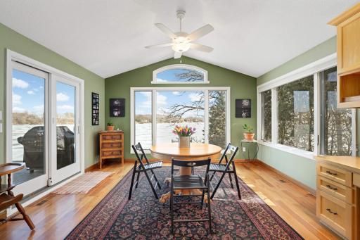 1056 Loma Linda Avenue, Mound, MN 55364