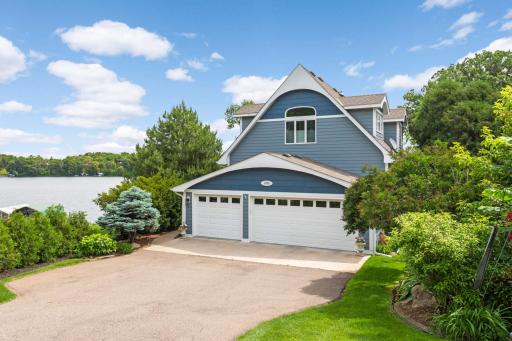 1056 Loma Linda Avenue, Mound, MN 55364