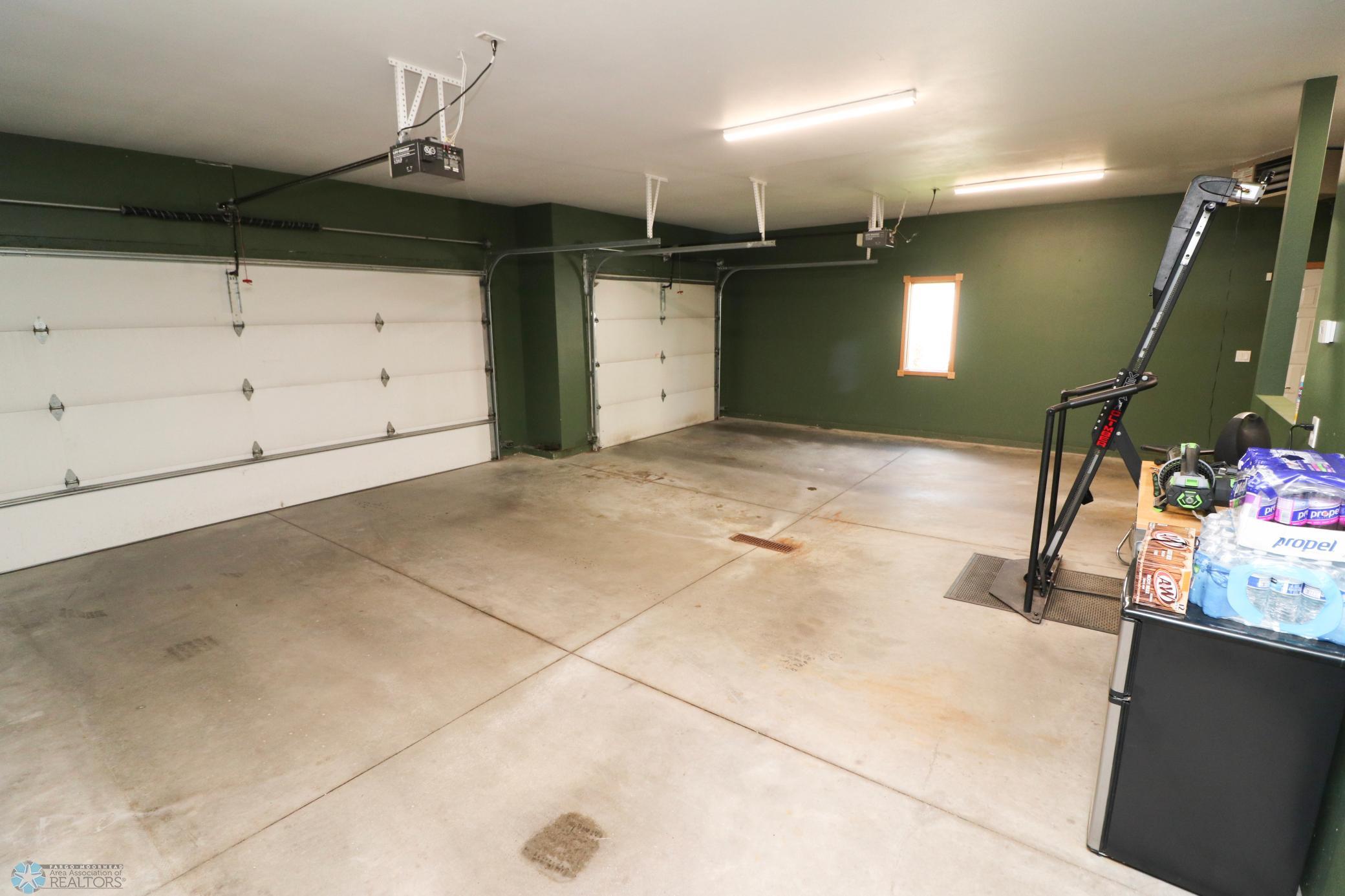 garage--heated and drain