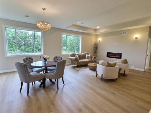 Nice and open dining area creates a great dining experience.