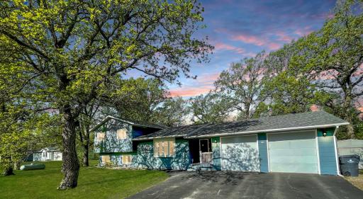 1708 Maple Drive SE, Alexandria, MN 56308