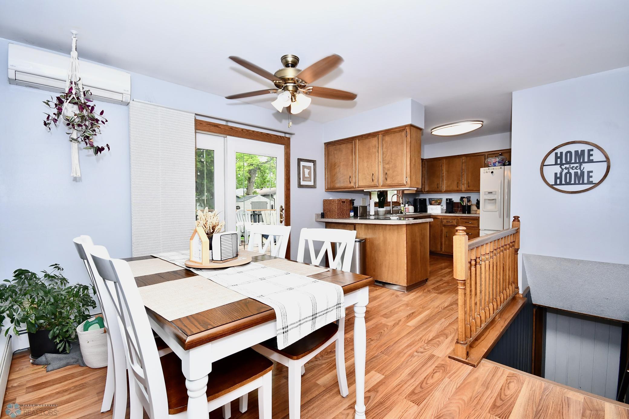 Dining/Kitchen