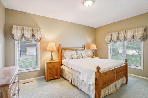 150 Hunters Glen Road, Wayzata, MN 55391
