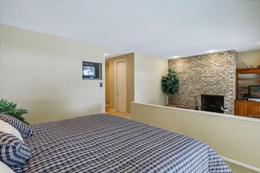 150 Hunters Glen Road, Wayzata, MN 55391