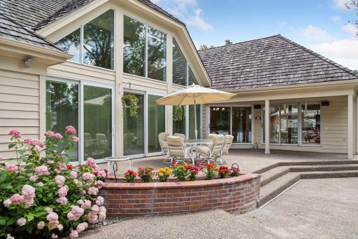 150 Hunters Glen Road, Wayzata, MN 55391